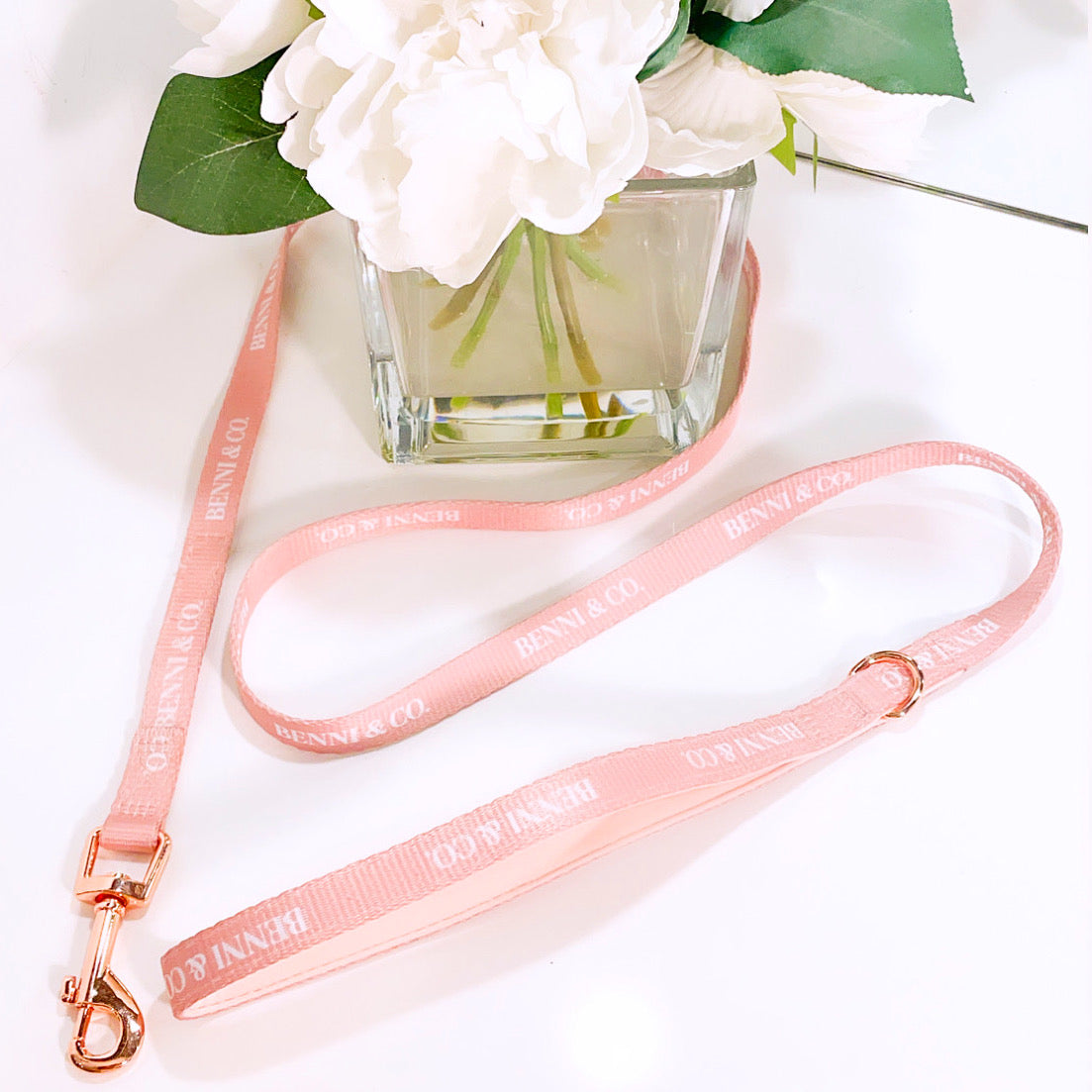 The Coco Rosé Leash